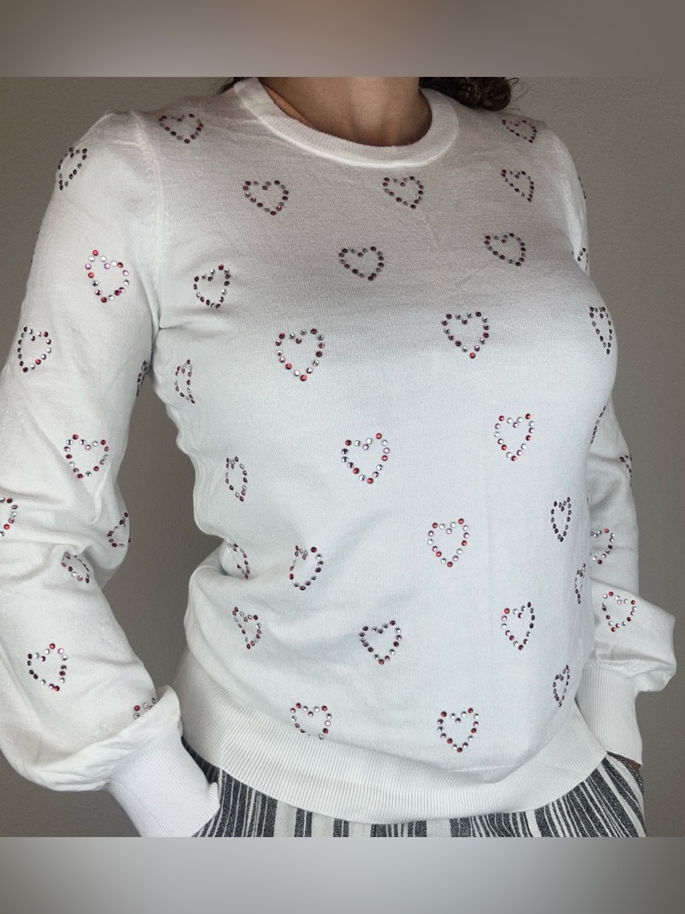Marled White Rhinestone Heart Sweater Womens XS Crew Neck Soft Knit NEW